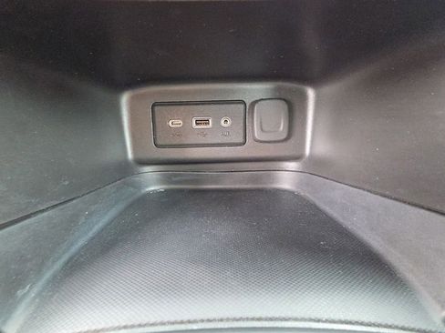 Used 2023 Chevrolet Equinox LS FWD image 15