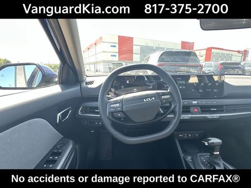Certified 2025 Kia K4 EX image 12