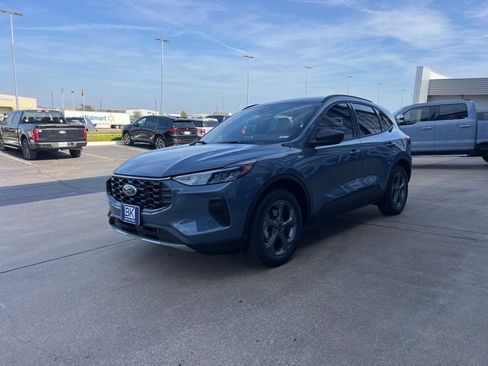 New 2026 Ford Escape ST-Line image 3