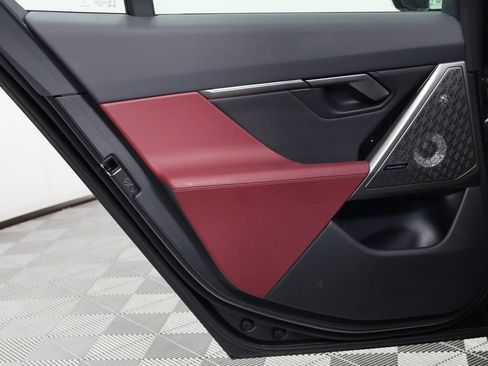 Used 2025 BMW i5 M60 w/ Premium Package image 13