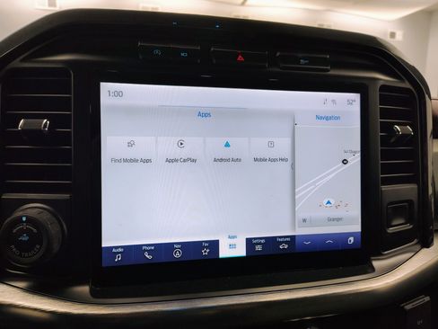 Used 2021 Ford F150 Lariat w/ Equipment Group 502A High image 3