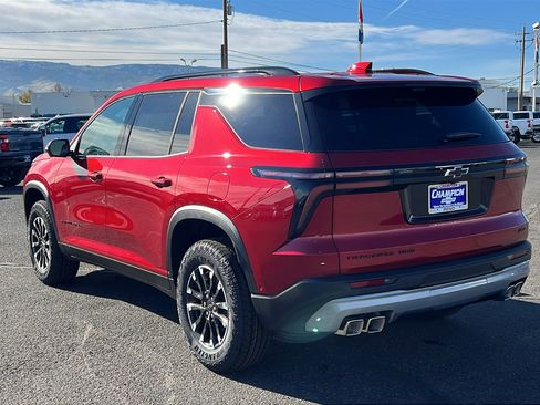 New 2026 Chevrolet Traverse Z71 image 7