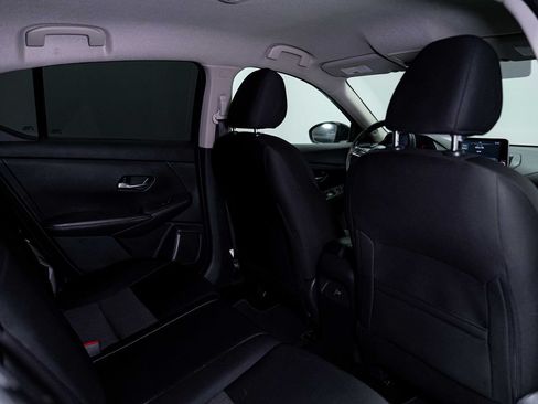 Used 2021 Nissan Sentra SV FWD image 17