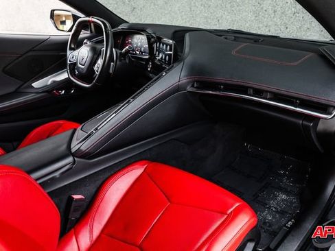 Used 2020 Chevrolet Corvette Stingray Coupe w/ Battery Protection Package RWD image 19