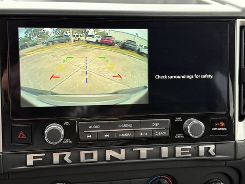 Certified 2025 Nissan Frontier SV RWD image 25