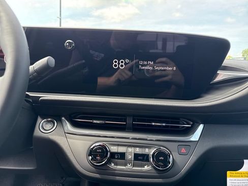 New 2026 Buick Envista Sport Touring w/ Convenience I Package FWD image 21