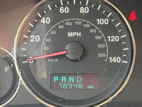 Used 2006 Jeep Commander 2WD image 77