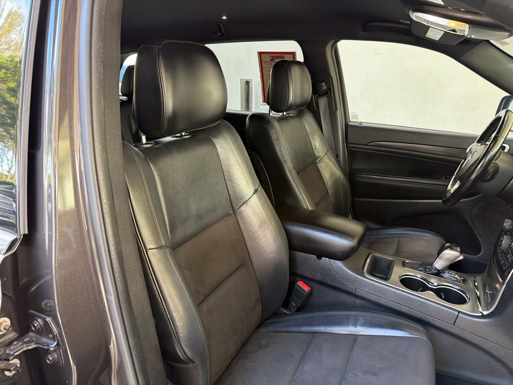 Used 2021 Jeep Grand Cherokee Laredo X RWD image 22