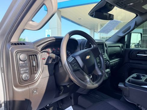 Used 2024 Chevrolet Silverado 2500 Custom w/ Custom Convenience Package AWD/4WD image 12
