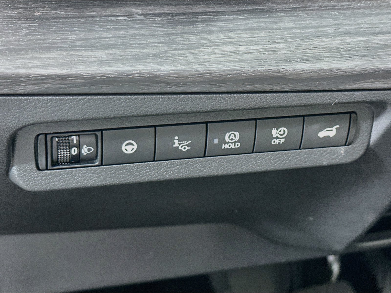 Used 2024 Nissan Ariya FWD image 10