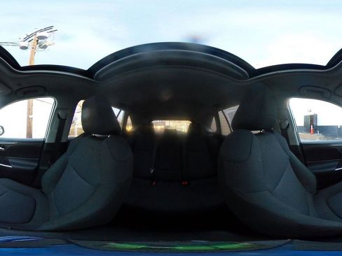 Used 2025 Toyota RAV4 XLE image 41