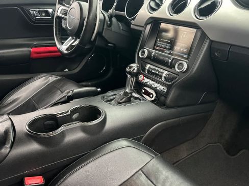 Used 2015 Ford Mustang Premium image 16