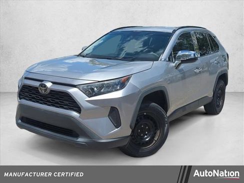 Certified 2020 Toyota RAV4 LE FWD image 1