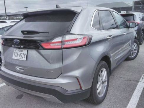 Used 2024 Ford Edge SEL image 11