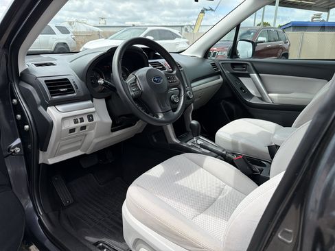 Used 2015 Subaru Forester 2.5i Premium AWD/4WD image 8