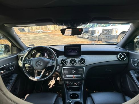 Used 2019 Mercedes-Benz CLA 250 4MATIC image 25
