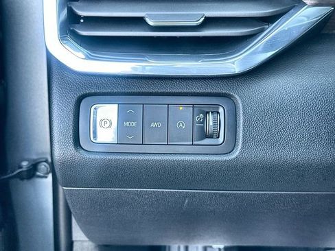 New 2026 GMC Acadia Denali w/ Super Cruise Package image 18