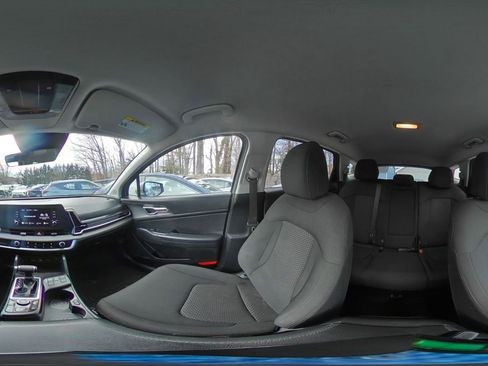 Used 2025 Kia Sportage LX image 41