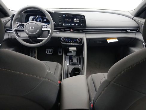 New 2026 Hyundai Elantra Sport FWD image 10