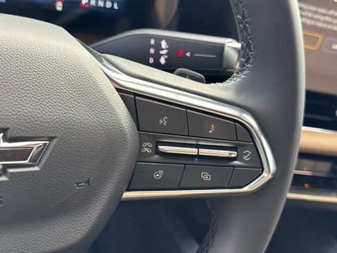 New 2026 Chevrolet Equinox ACTIV w/ Convenience Package III image 17