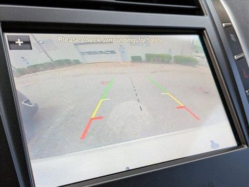 Used 2019 Lincoln MKC Reserve image 7