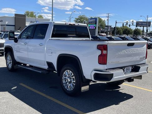 Used 2021 Chevrolet Silverado 2500 High Country w/ Safety Package II AWD/4WD image 5