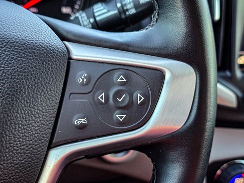 Certified 2024 GMC Terrain SLT image 25