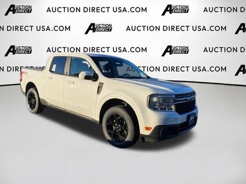 Used 2022 Ford Maverick Lariat w/ Equipment Group 500A Standard image 3