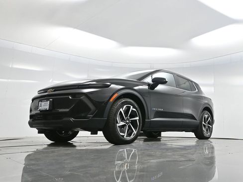 Used 2026 Chevrolet Equinox EV LT image 44