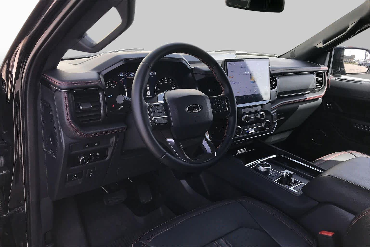 Used 2023 Ford Expedition Limited RWD image 18