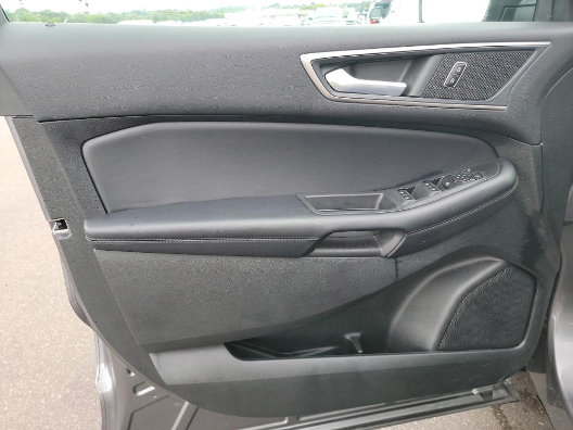 Used 2022 Ford Edge SEL w/ Convenience Package AWD/4WD image 9