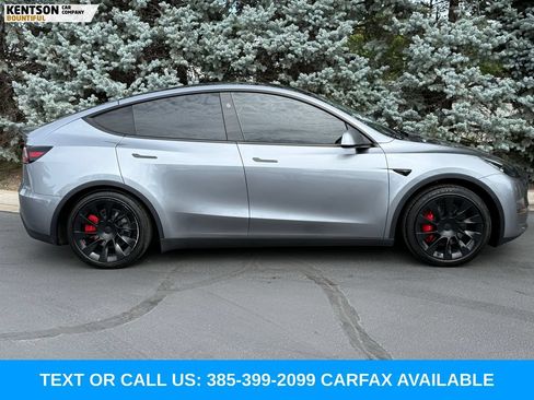 Used 2024 Tesla Model Y Performance AWD/4WD image 9