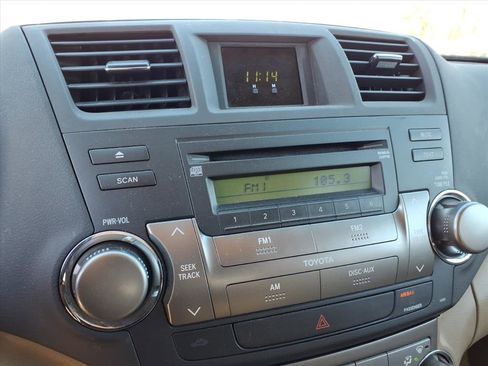 Used 2010 Toyota Highlander Base image 22