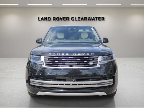 Used 2026 Land Rover Range Rover Long Wheelbase SE AWD/4WD image 8
