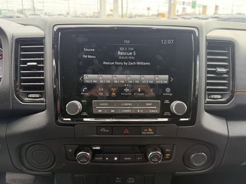 Used 2024 Nissan Frontier Pro-X image 21