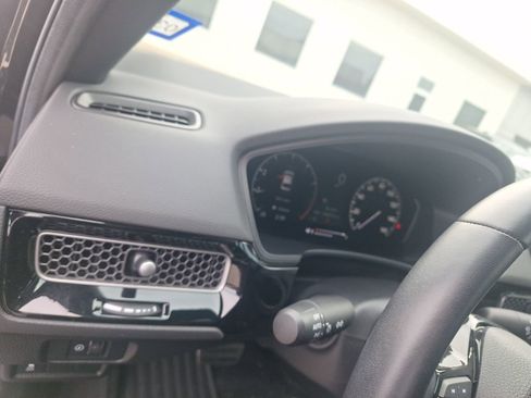 Used 2024 Honda Civic Sport image 18