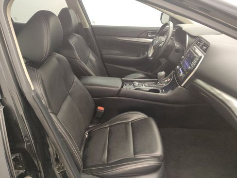 Used 2019 Nissan Maxima 3.5 SV w/ Floor Mat Group FWD image 21