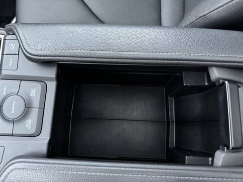 Certified 2025 Toyota Grand Highlander XLE image 24