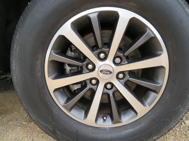 Used 2021 Ford Expedition Max Limited AWD/4WD image 10