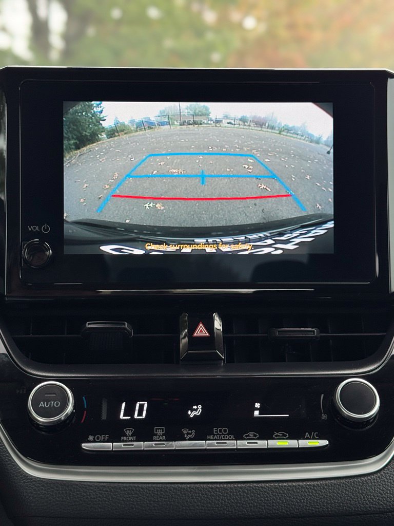Used 2025 Toyota Corolla LE FWD image 17