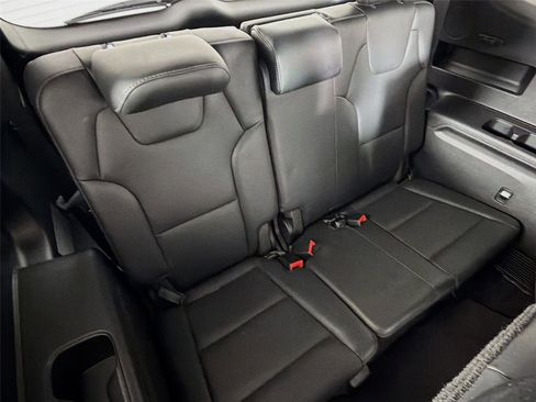 Used 2025 Kia Telluride S image 27