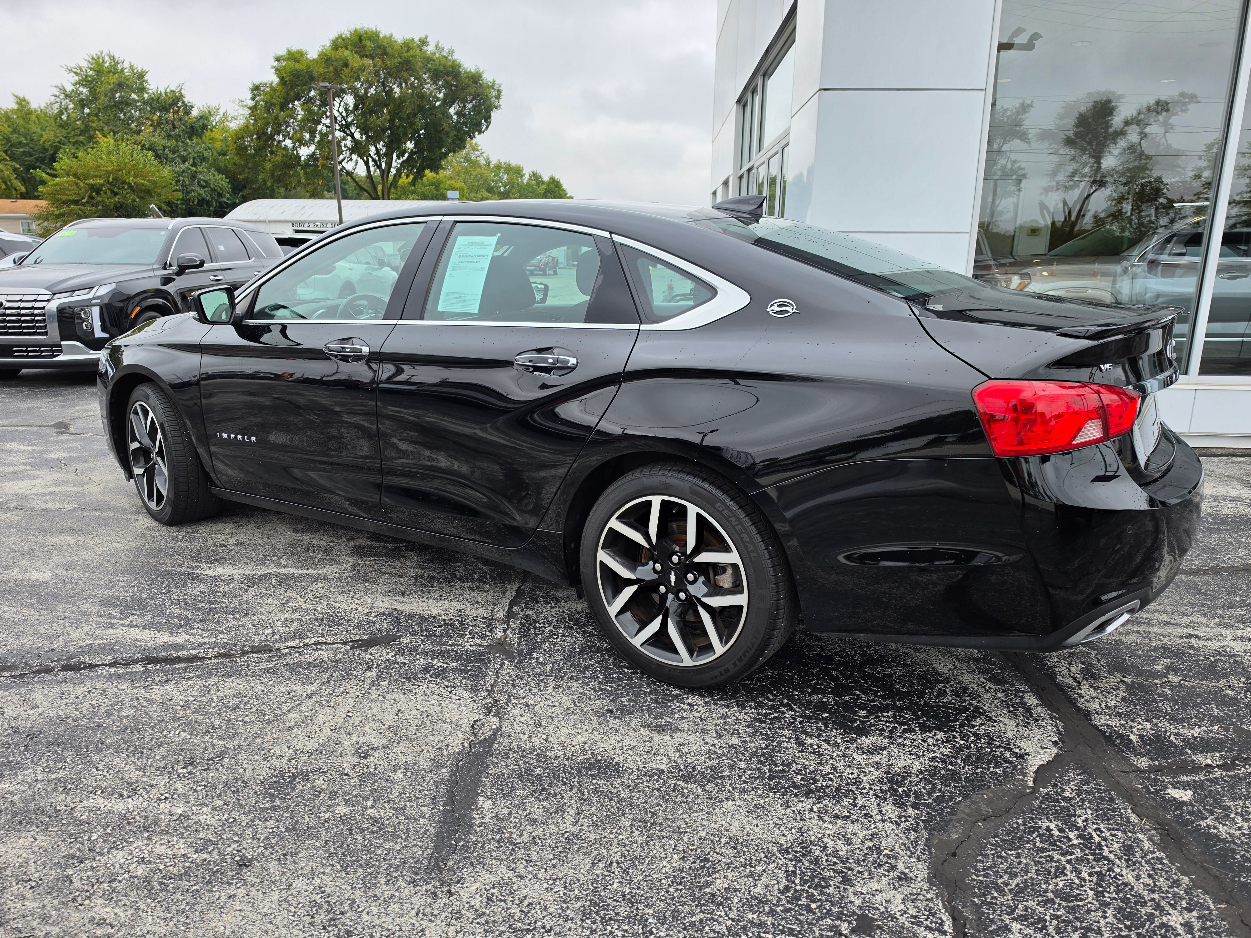 Used 2017 Chevrolet Impala Premier FWD image 7