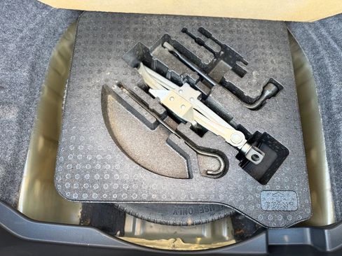 Used 2010 Honda Accord LX image 29