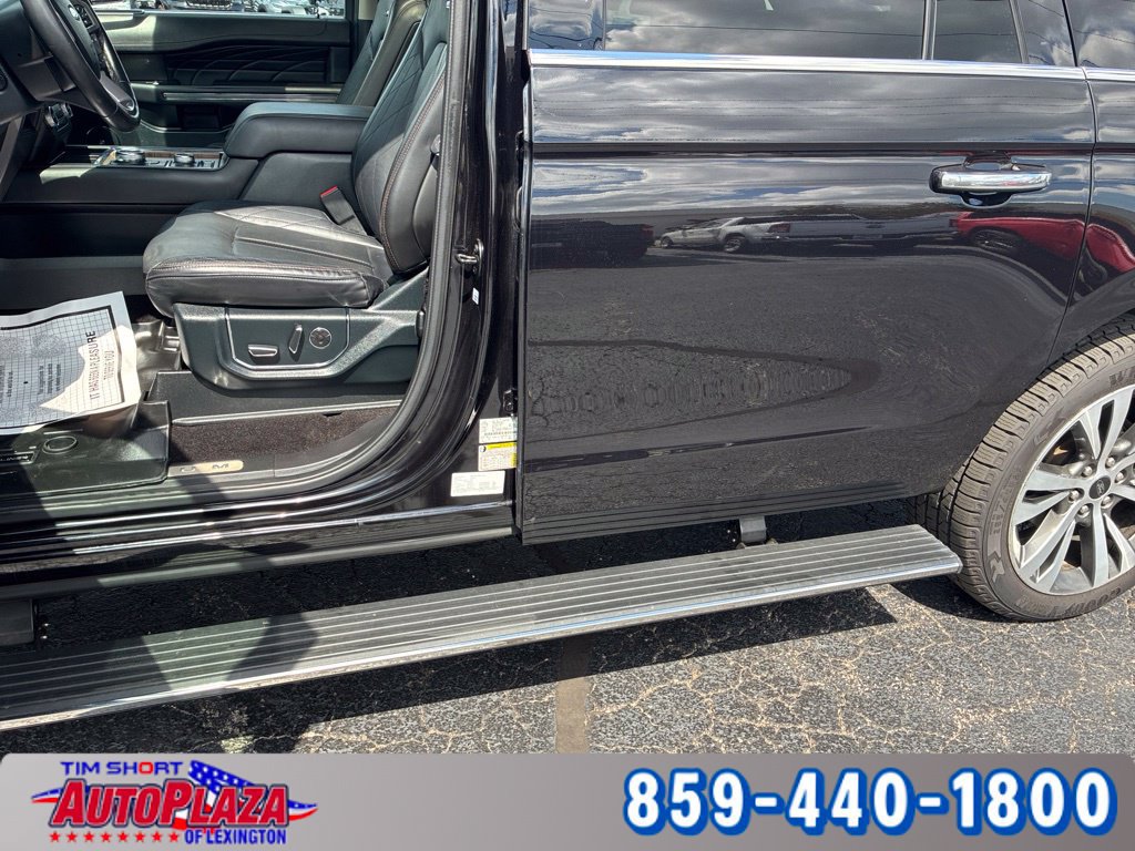 Used 2021 Ford Expedition Max Platinum AWD/4WD image 12