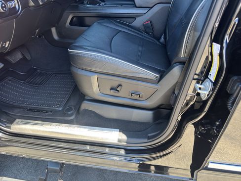 Used 2023 RAM 2500 Limited AWD/4WD image 10