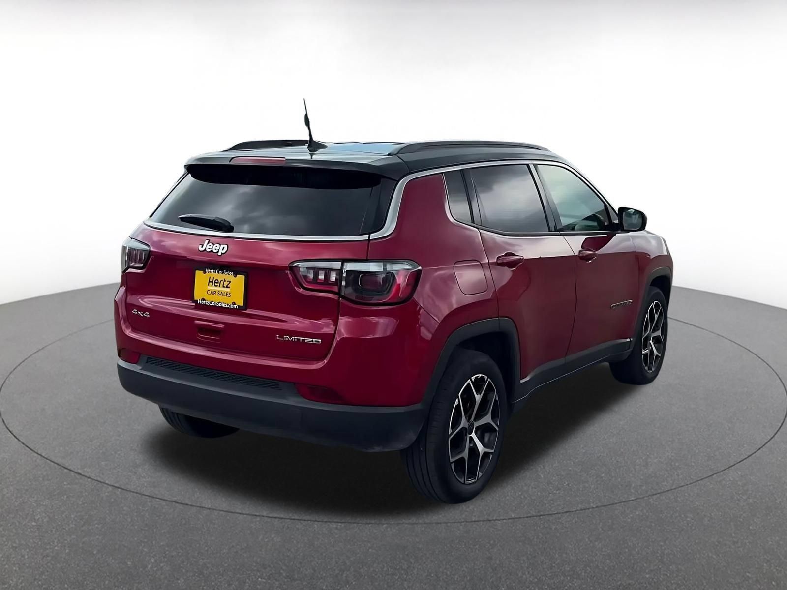 Used 2025 Jeep Compass Limited AWD/4WD image 13