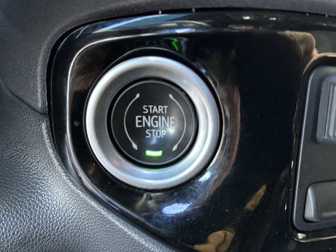 Certified 2023 GMC Sierra 1500 Elevation image 18