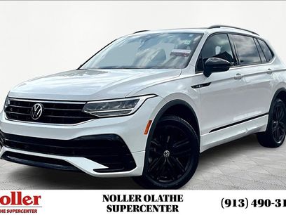 Used 2022 Volkswagen Tiguan SE R-Line