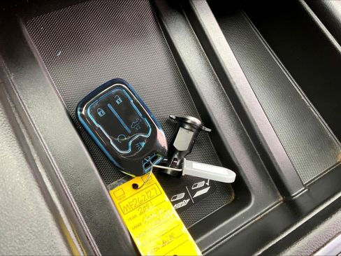 Used 2021 Chevrolet Silverado 2500 LTZ w/ LTZ Plus Package image 14