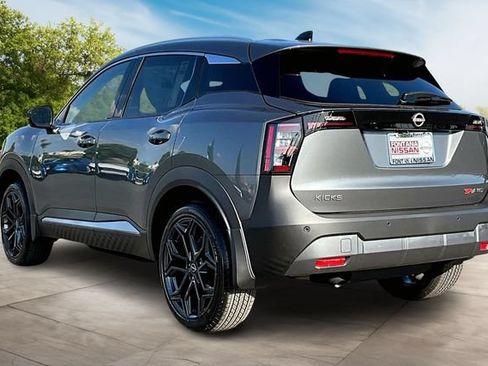 New 2026 Nissan Kicks SR FWD image 3